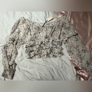 Women’s crop blouse